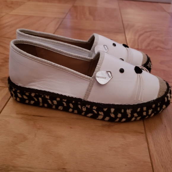 Shoes - Picture 2 of 8